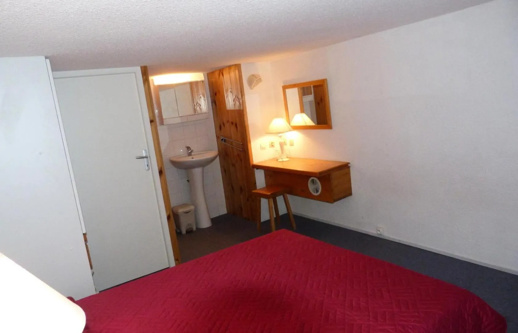 Apartment Residence Aiguille Grive Bat II - Appartement 2 Pieces En Duplex Pour 5 Personnes Proche Des Pistes Dans Le Village De Charmettoger A Arc 1800 Mae-2079 Les Arcs